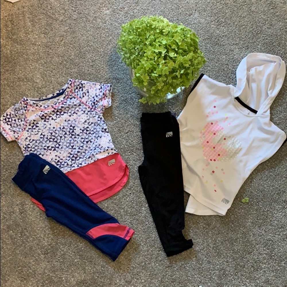Marika girls 3T and 4T matching sets